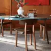 BACK-WING DINING CHAIR